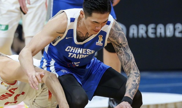 体育赛事-记者：感谢中国台北主教练末节不上刘铮，让卢峻翔一通乱干