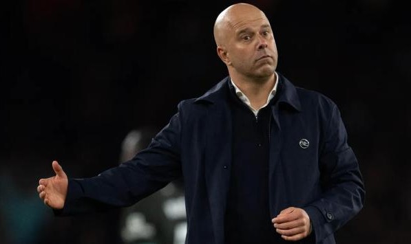 斯洛特：逆转获胜给予全队信心 这比登顶更重要